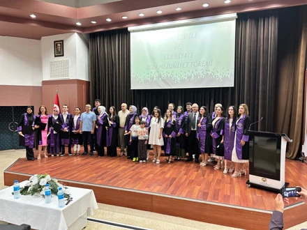 Fransız Dili ve Edebiyatı Bölümü 2023-2024 Eğitim Öğretim Yılı Mezuniyet Töreni 